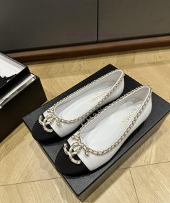 Top qualityChanel 24ss new flat sole shoes ️Sheepskin inside//Handmade leather chain//Italia8f3k86j8
