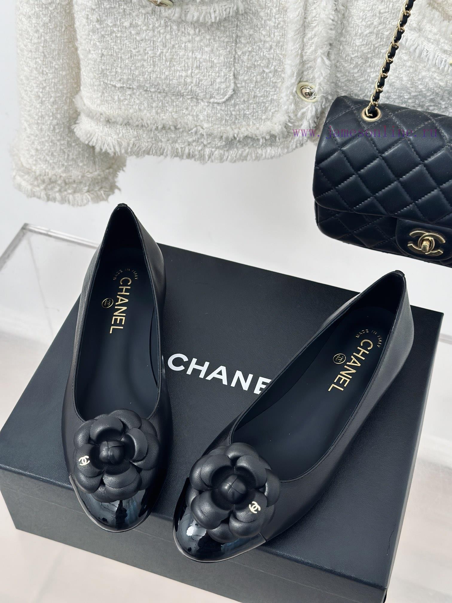 Chanel | Chanel 24c New ProductDouble C Mountain Camellia Single ShoesThe shoe upper is made74q6x9ju - Image 3