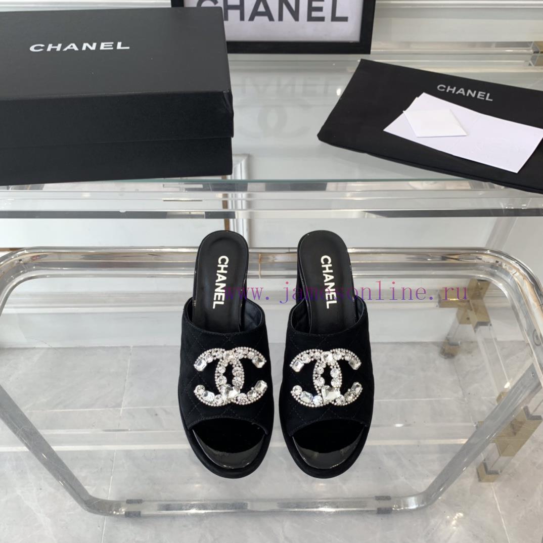 Chanel's new spring and summer sandals continue Chanel's classic style, elegant, slow and lu62fgo5bn