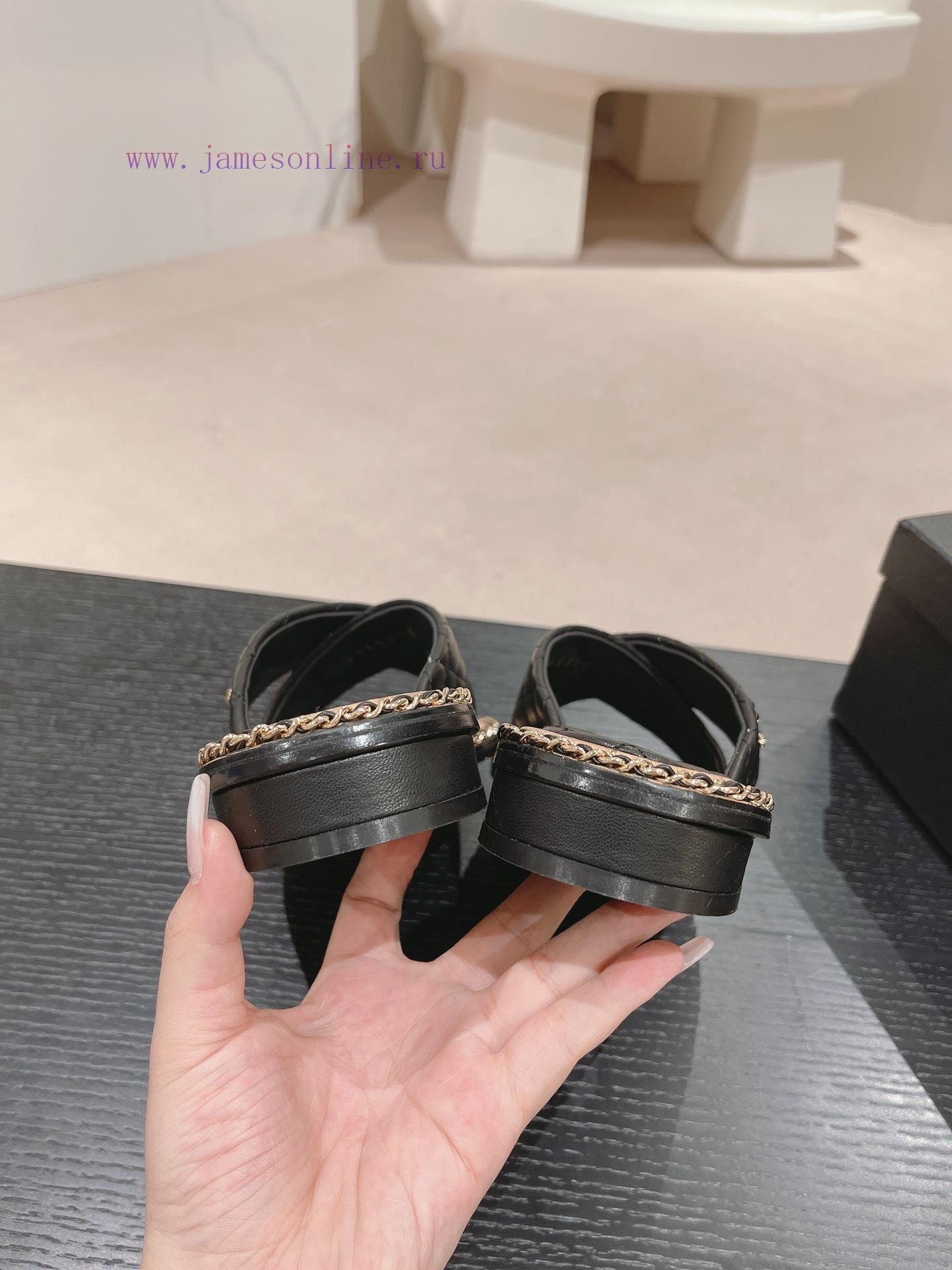 Purchasing grade𝗖𝗛 * 𝗔𝗡𝗟 | | 𝟐𝟎𝟐𝟒 Lazy person dragging 🩴 Chain shoesTop tier high-end qualitd89rwpce - Image 10