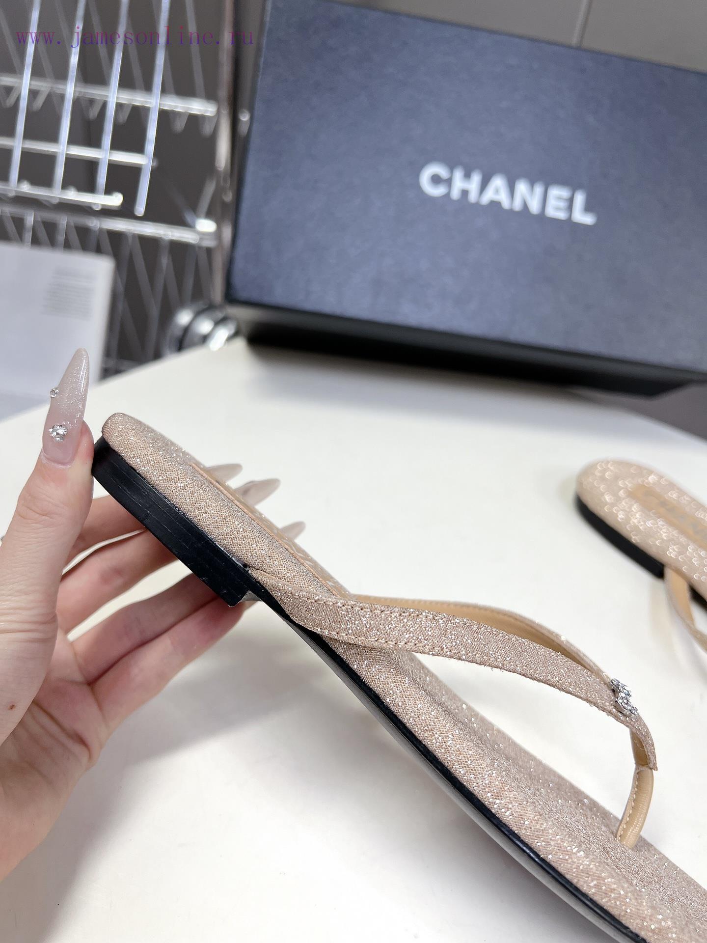 CHANEL | Chanel 24c Spring/Summer New Product Double C Flip flopsThe blockbuster has been im3irfh0jy - Image 8