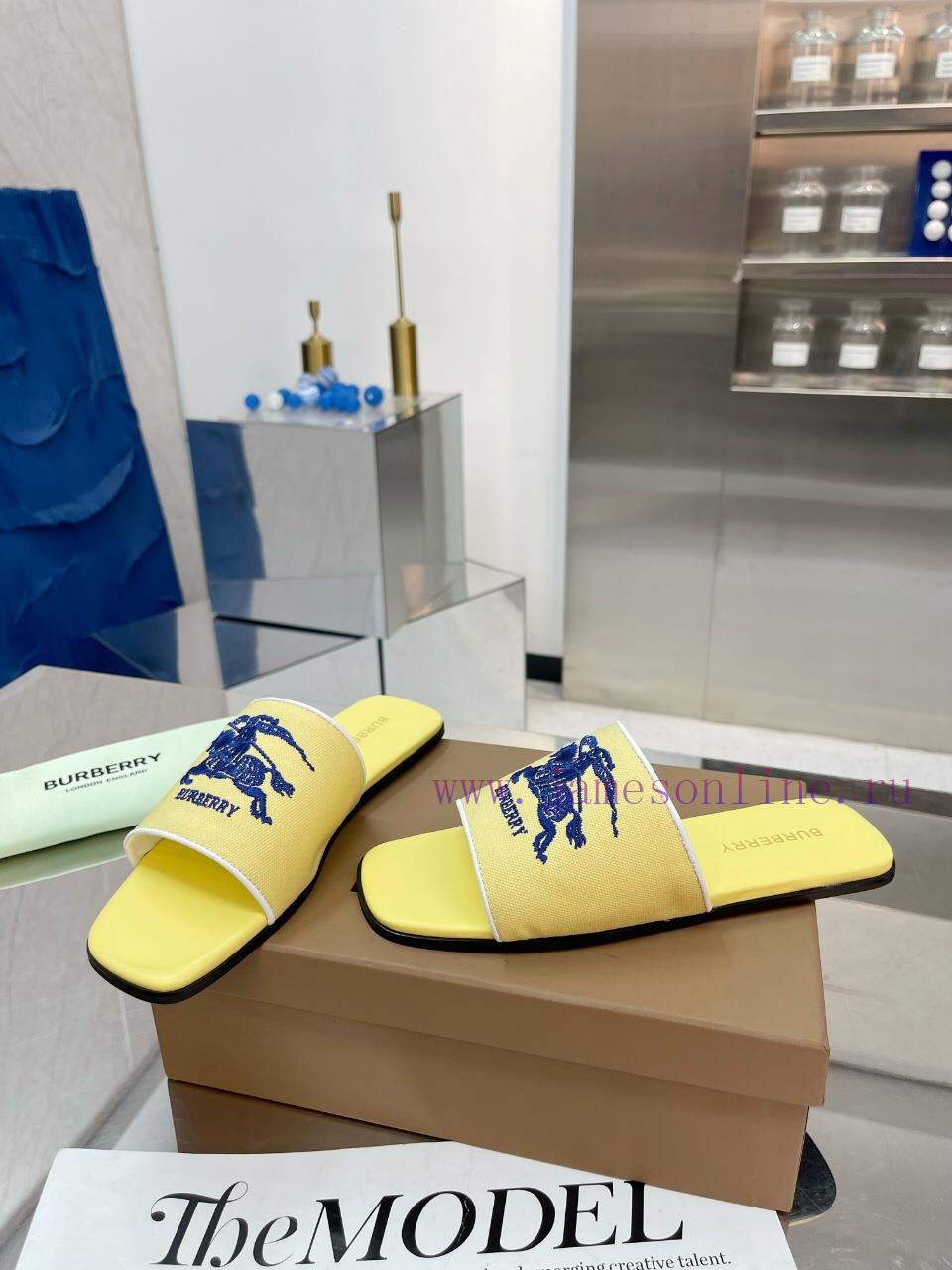 New Product Launch ️ Burberry Thick Heels and Flat Slippers Channel Goods Vulcanized One Sted6i14ziy - Image 5