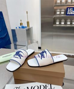 New Product Launch ️ Burberry Thick Heels and Flat Slippers Channel Goods Vulcanized One Stefxzfzk96