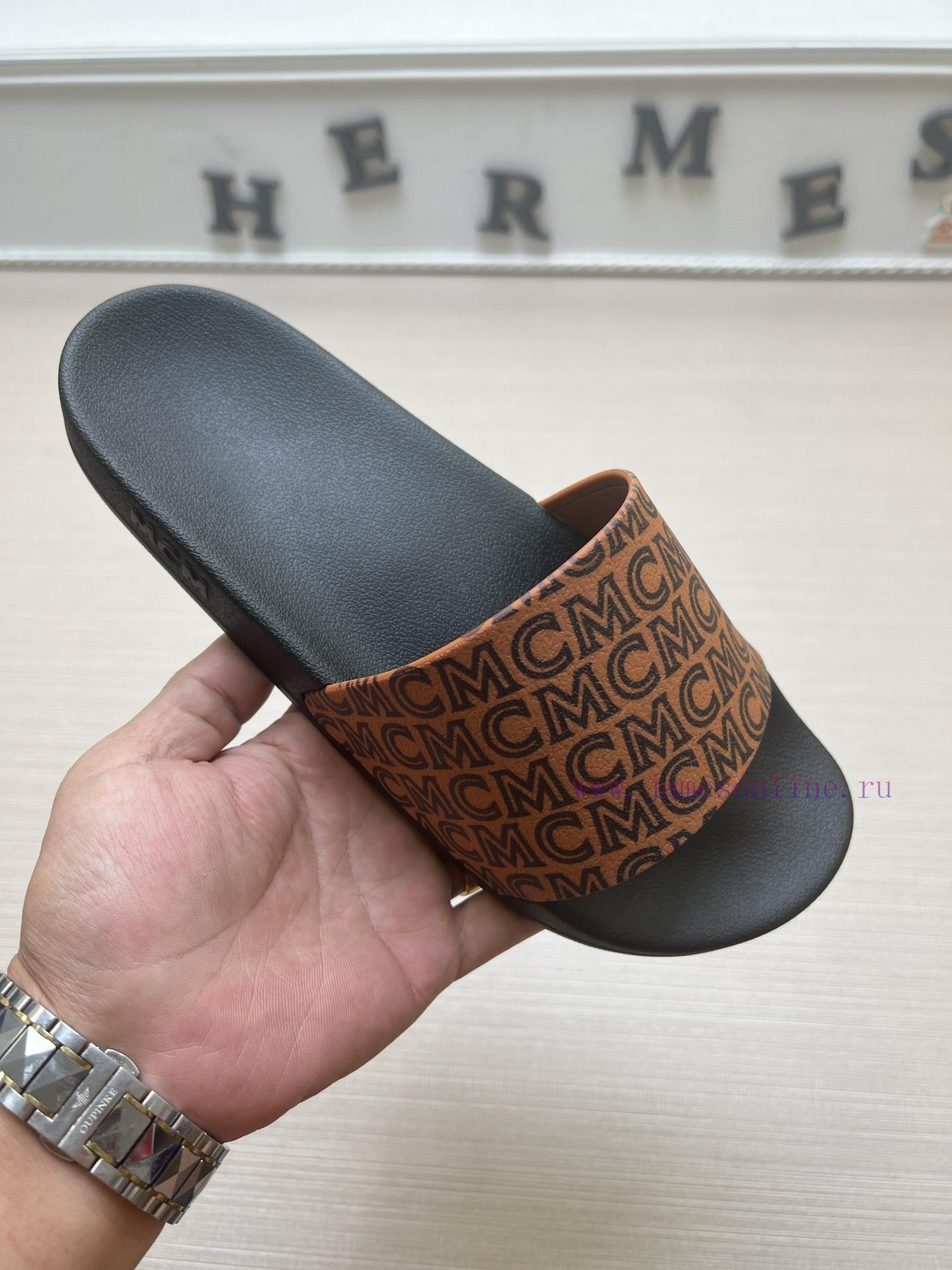 MCM's latest popular fashion slippers, with original 11 mold opening on the official websiteoax947y2