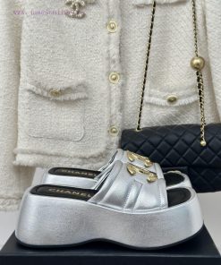 Chanel | Chanel 24P Early Spring New ProductBig pair of thick soled slippersA must-have for 5g9tmcsx