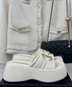 Chanel | Chanel 24P Early Spring New ProductBig pair of thick soled slippersA must-have for y4j92wqr