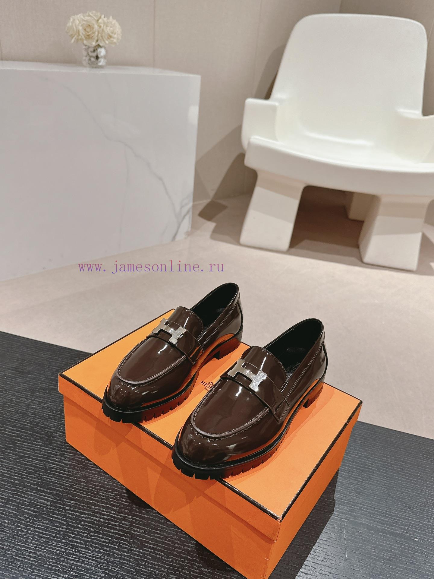 | ²⁰²4 𝐬𝐬 🤍🤎H Home SS24 Spring/Summer New Product Small Leather ShoesH family heroMinimaliscesay4f4