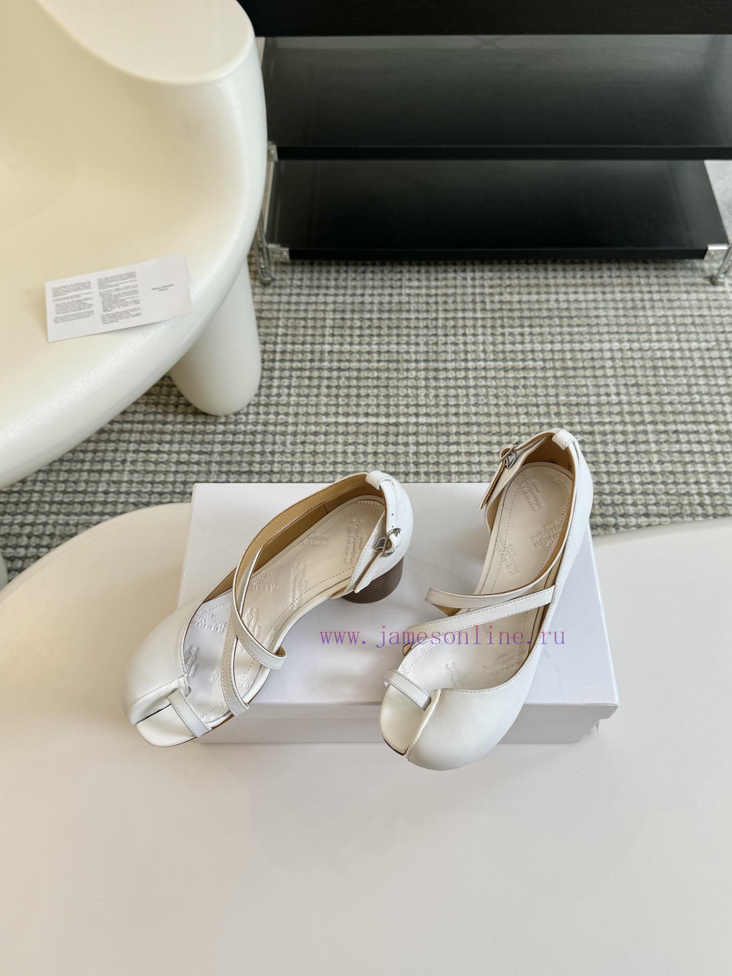 Maison Margiela MM6 Tabi Split Toe Shoes 2024 New Product Best Buyer Purchasing 11 Perfect R1ib67sxa - Image 4