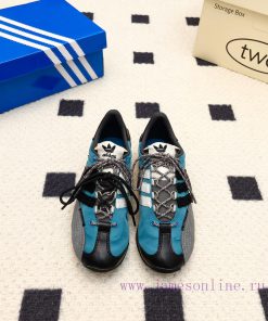 Adidas x Song For The MuteCo branded Adidas clover casual board shoesThe joint design featur5pqx5azy