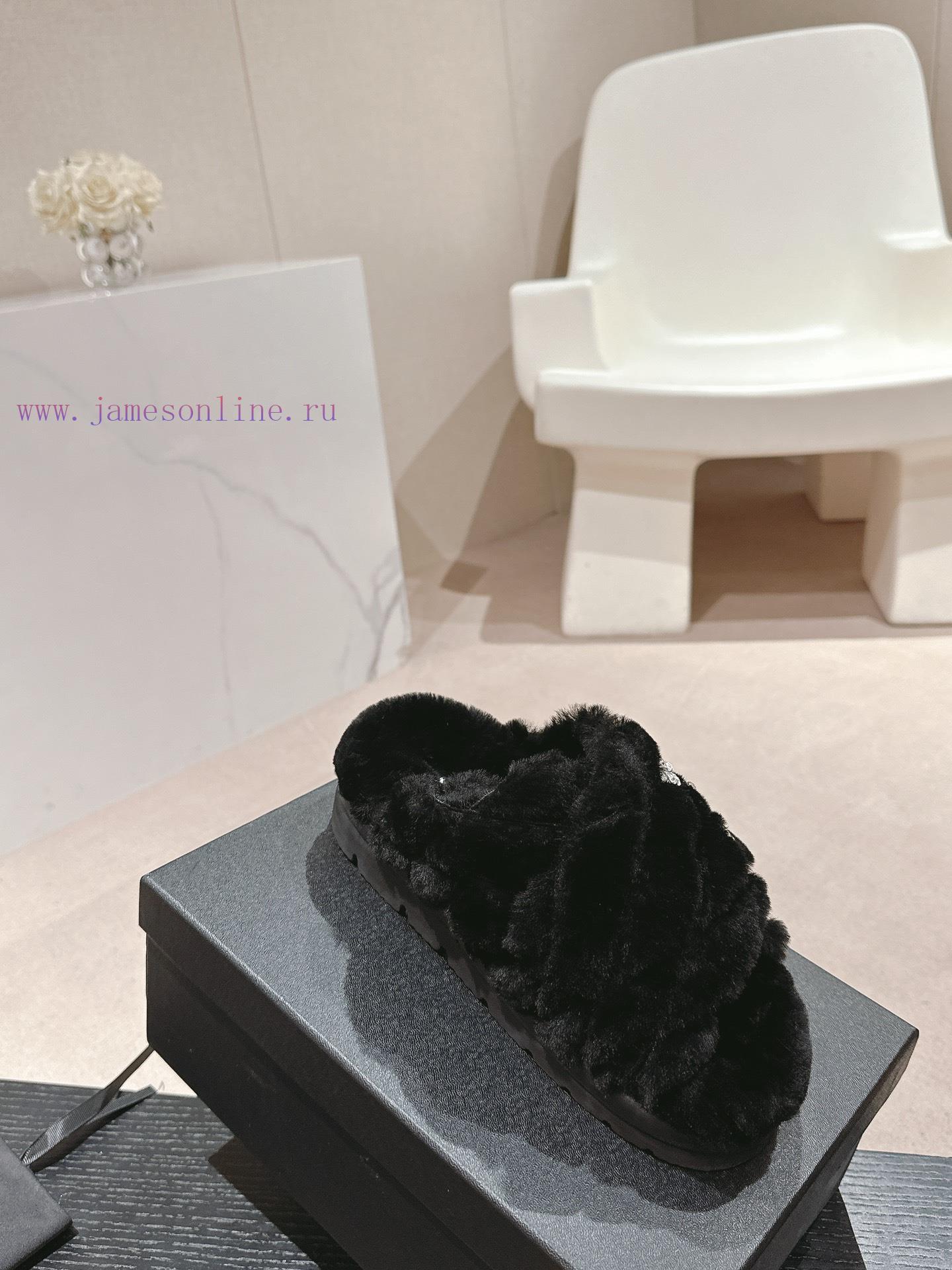 Purchasing grade𝗖𝗛 * 𝗔𝗡𝗟 | | 𝟐𝟎𝟐𝟒 woolen shoesTop tier high-end quality from large factoriesrboxy0ys - Image 6