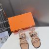 Hermes 2024 Spring/Summer New Kelly SandalsThe Kelly hardware buckle, which is the only straxcz5701b