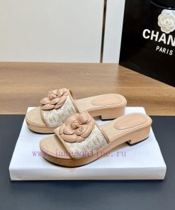 Top tierSynchronized Solid Wood Thick Bottom Slippers 2024 Summer New Chanel Camellia Cool Slenc67no