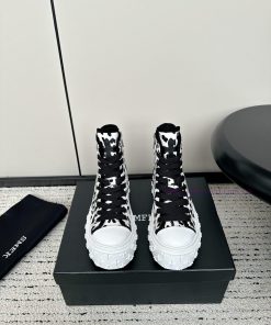 . SMFK China-Chic Tide's latest popular cross flowerThe thick soled leisure canvas shoes ared8t9ybch