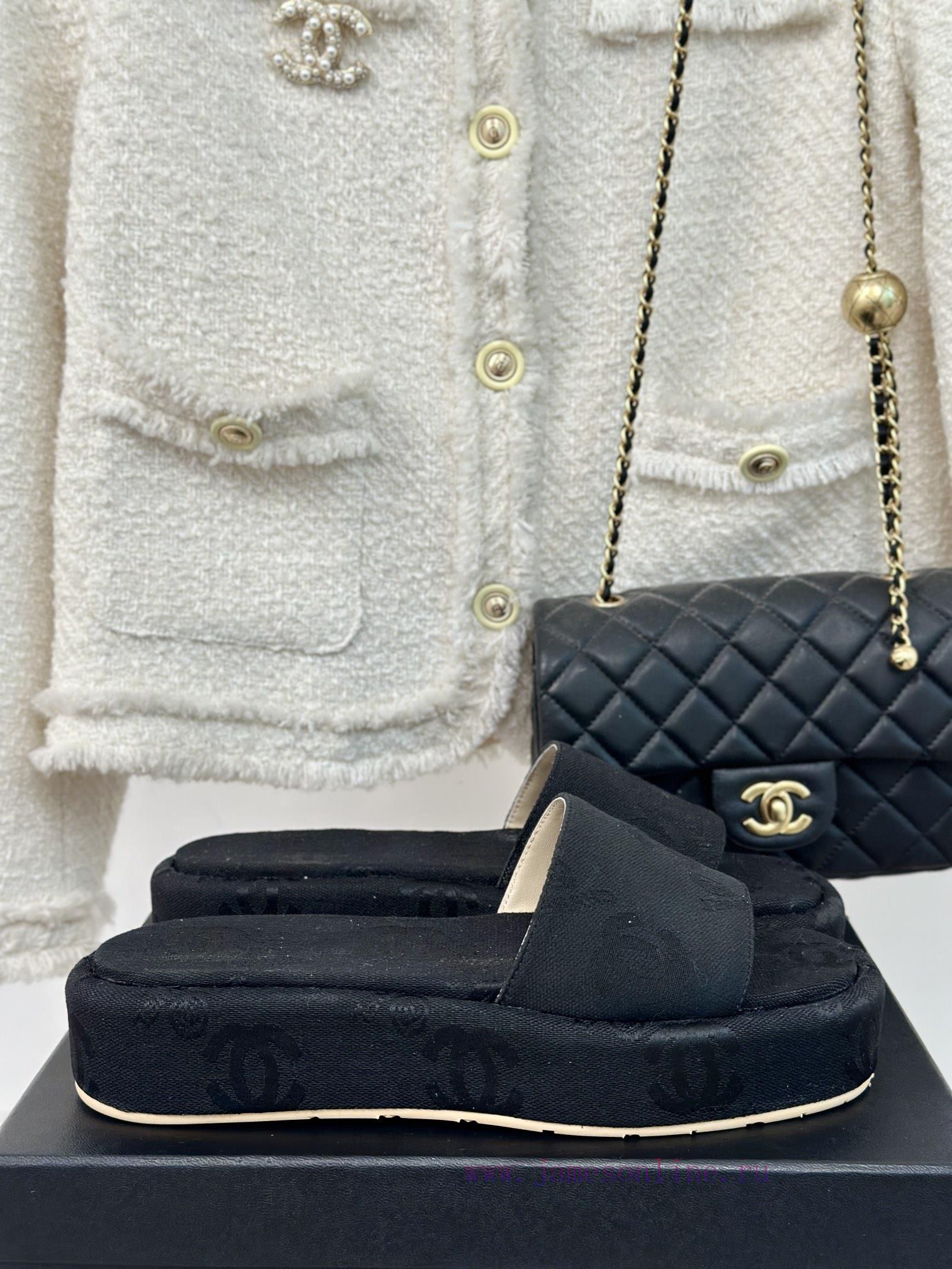 Chanel | Chanel 24P New ProductDouble C presbyopia thick soled slippersThis is really a blesy0pkcxi3