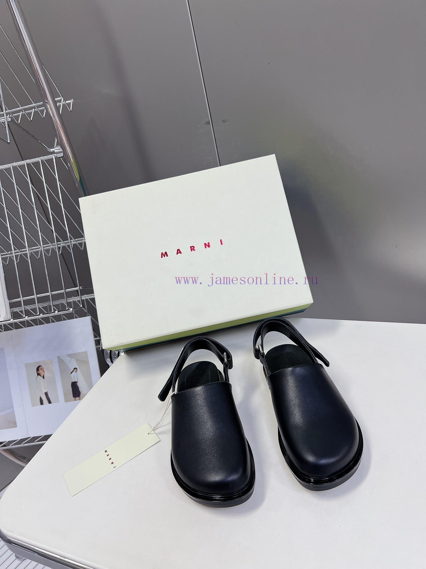 Marni's new spring and summer cross strap sandals are designed with contrasting colors for ayzuavz32