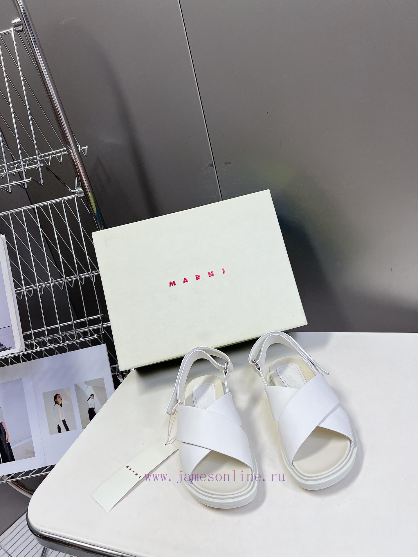 Marni's new spring and summer cross strap sandals are designed with contrasting colors for ale53rzia - Image 2