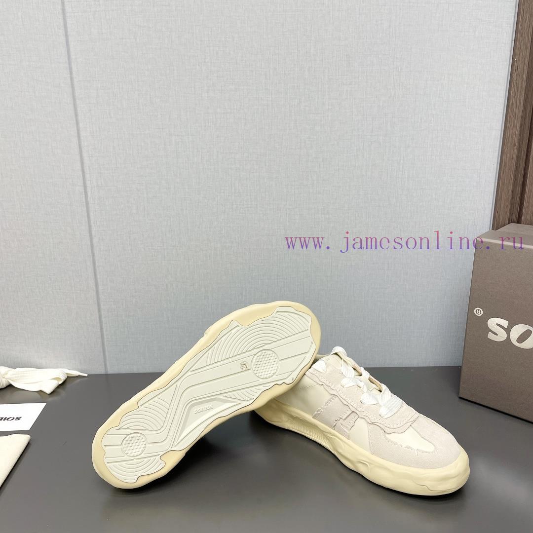 Top tierThe popular SOILIOS brown soil series for couples is inspired by nature. The flying 4srdswan - Image 10