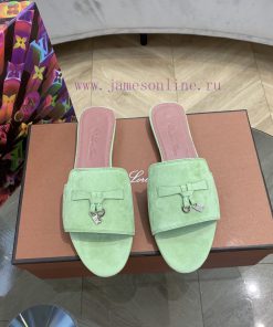 Loro Pia * a slippers are made of top-notch Italian cashmere, retro elegant, low-key, luxuricmdyscpe