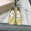 Simone Rocha's new spring/summer 24 Mary Jane ballet shoes 🩰 Different Mary Jane, the balletti51fbfu