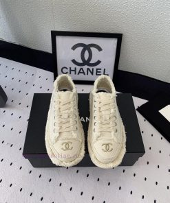 Chanel's new fringed canvas shoes are top-notch and can add fashionable temperament to varioda35tr4z