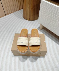 -24Ss new Dior Riviera Dway embroidered thick soled slippers in jelly colorThis Dway thick ssmbtya5n
