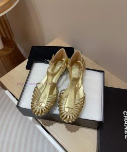 -24Fw new Chanel Roman flat sandalsCute enough to explode, rich heiress instantly looks retrgwvt7hwe