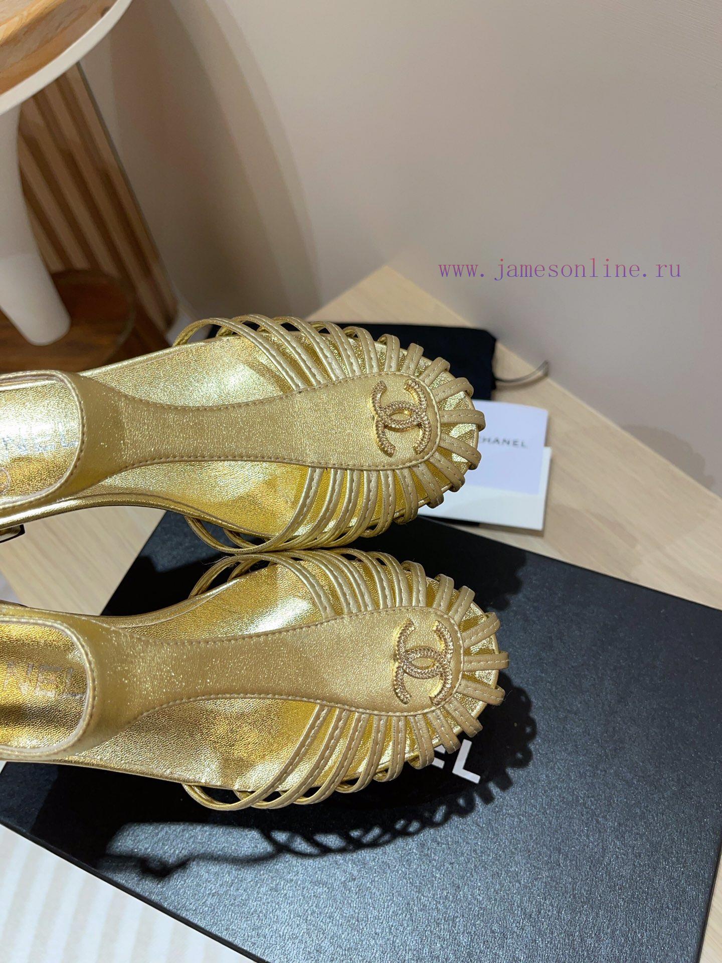 -24Fw new Chanel Roman flat sandalsCute enough to explode, rich heiress instantly looks retrgwvt7hwe - Image 8