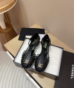 -24Fw new Chanel Roman flat sandalsCute enough to explode, rich heiress instantly looks retrgfsmuugx