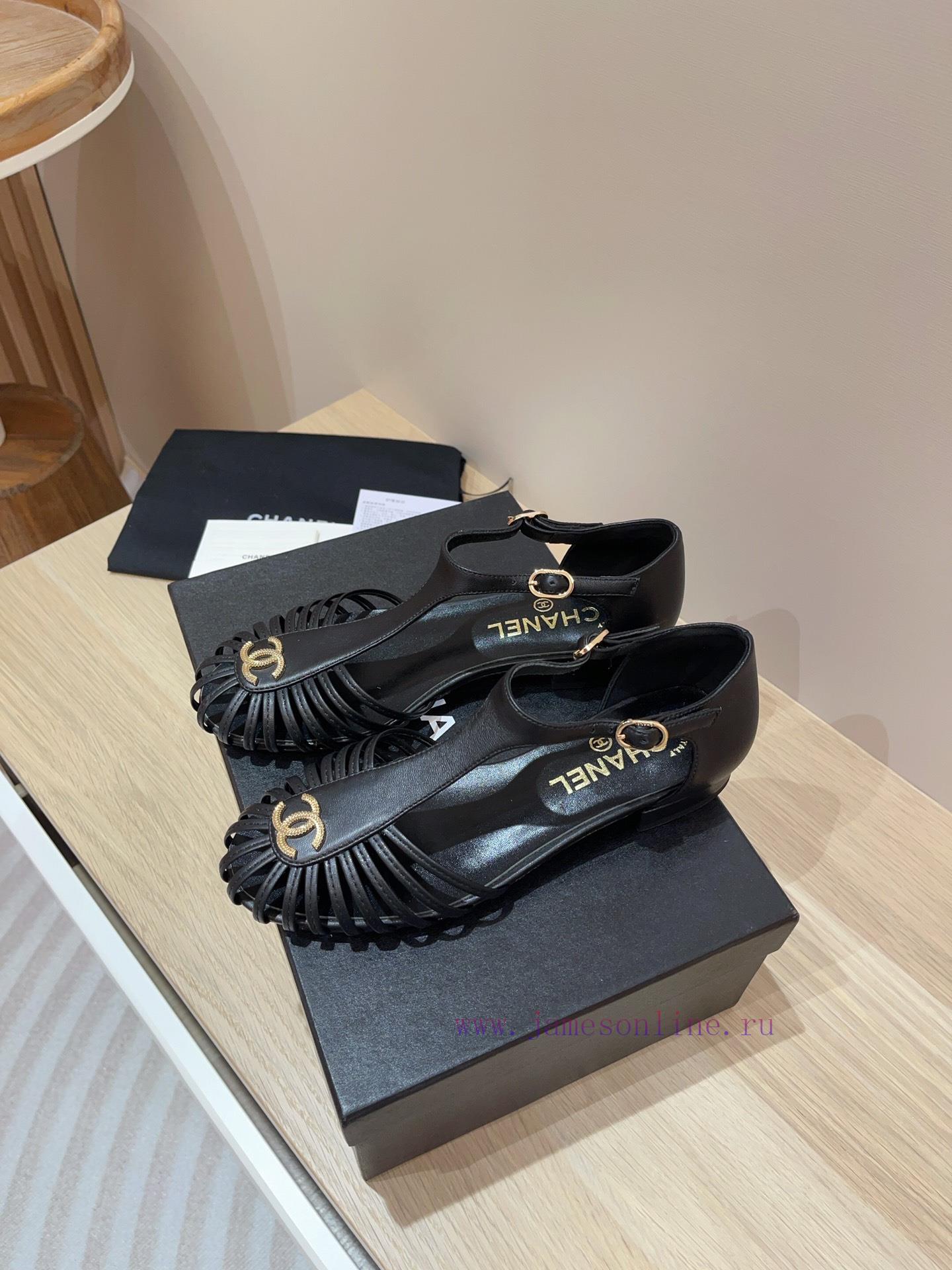 -24Fw new Chanel Roman flat sandalsCute enough to explode, rich heiress instantly looks retrgfsmuugx - Image 6