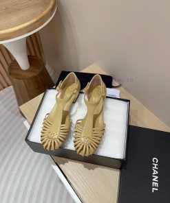-24Fw new Chanel Roman flat sandalsCute enough to explode, rich heiress instantly looks retrrtlh6tn0