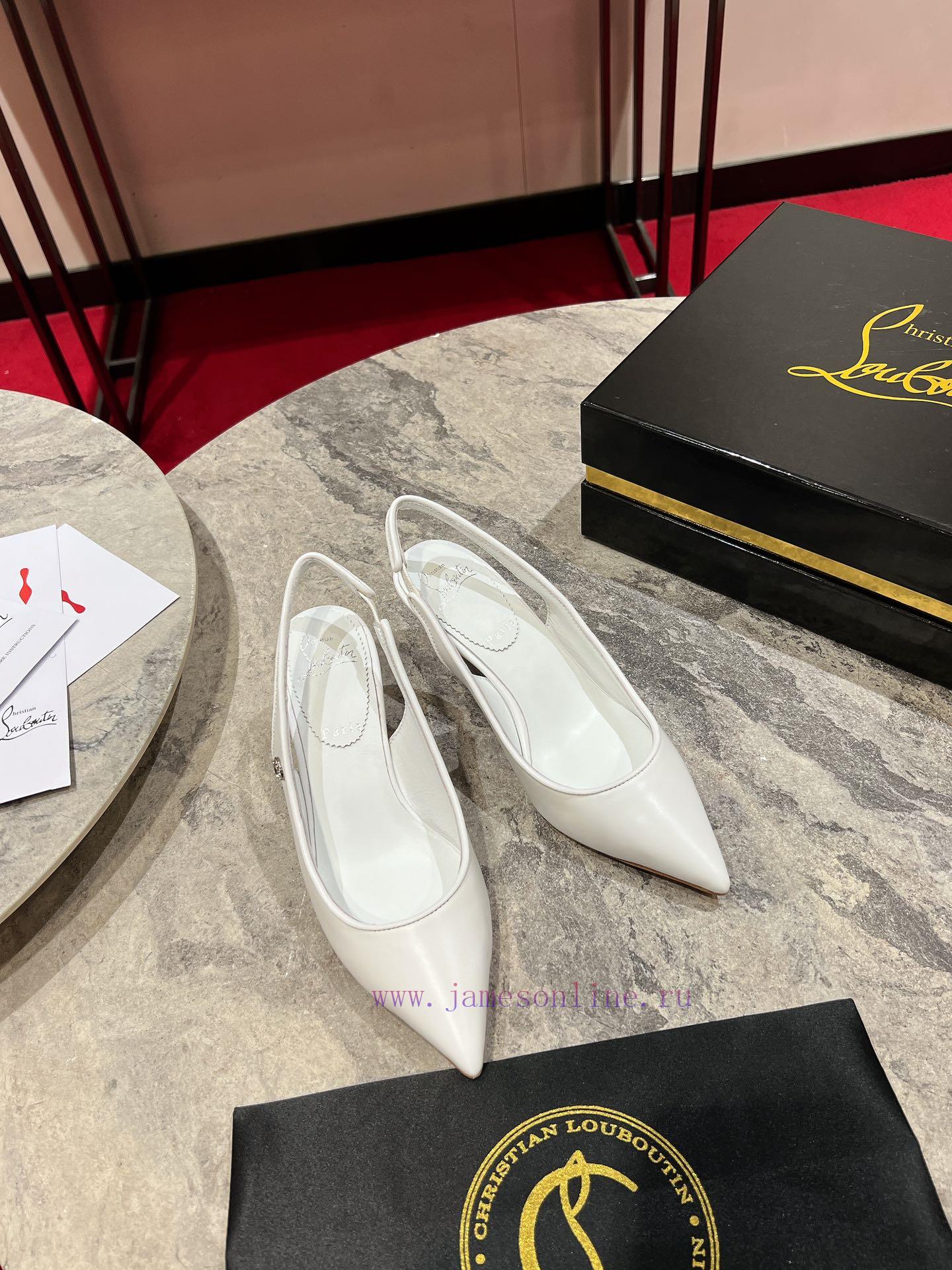 ∙ CL deduction with empty space ∙ ꫛꫀ w ︎ ️This high-heeled shoe is made of black calf leathepjir5qpg - Image 2