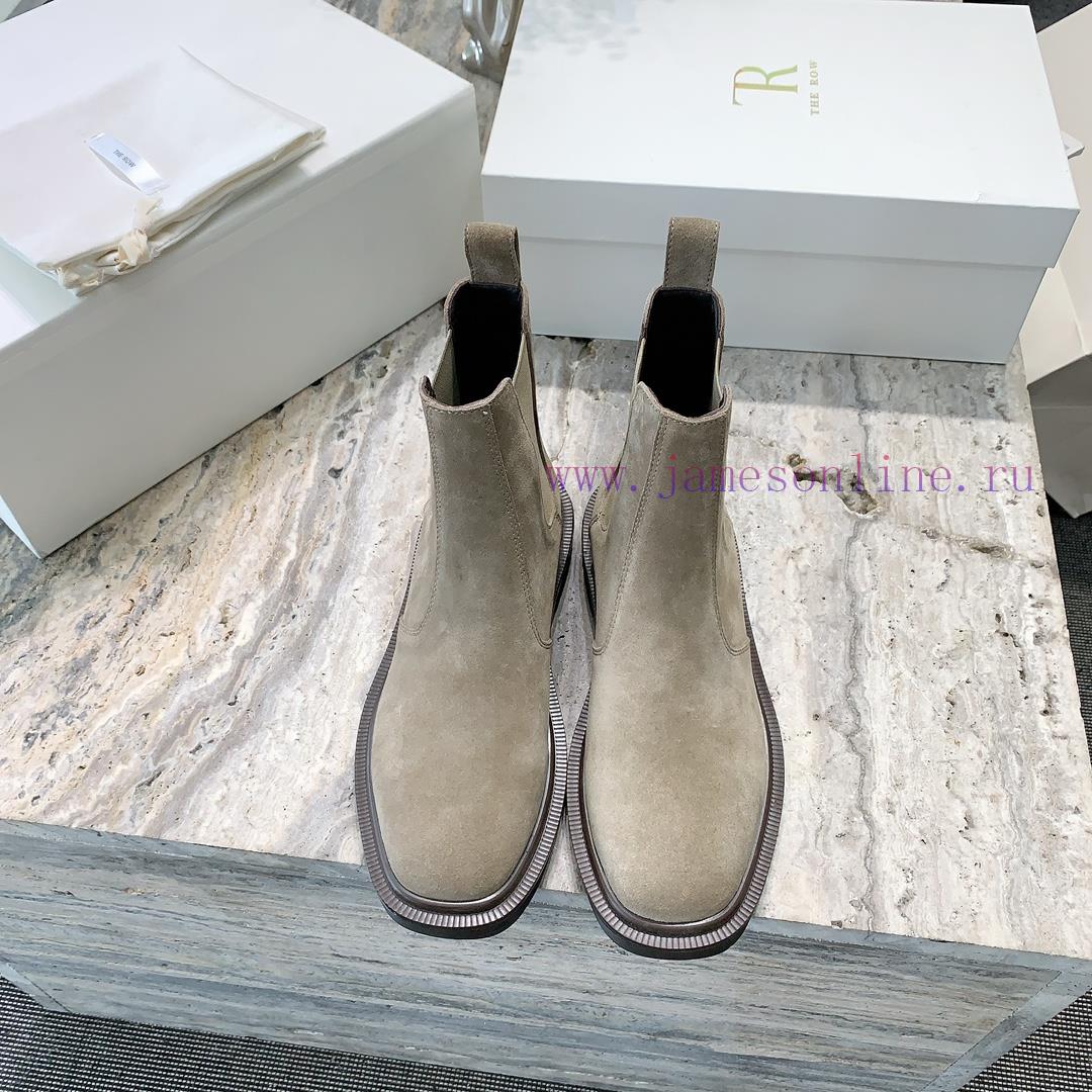 The row's new short boots have a simple and high-end feel, with a square toe that is both co1w1tlv8u - Image 2