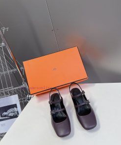 Hermes Autumn/Winter New Collection Mary JaneThe only H family strap Mary Jane's minimalist zwi13k90