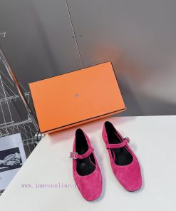 Hermes Autumn/Winter New Collection Mary JaneThe only H family strap Mary Jane's minimalist sjs2fx3d
