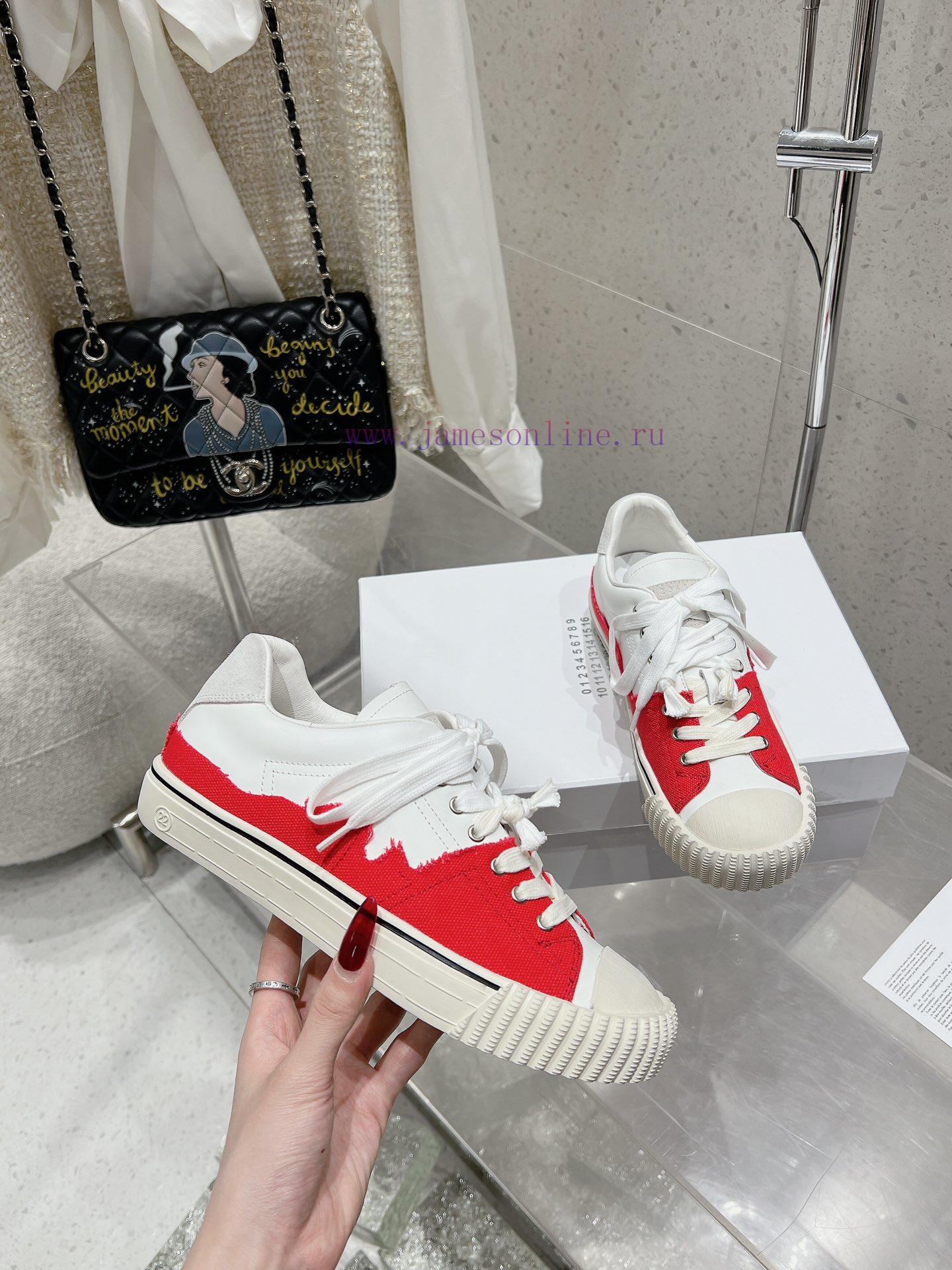 MaisonMargiela MM6, a worn-out German style training shoe, is a casual sports shoeThis Germanopwplay - Image 6