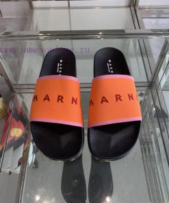 Marni's new spring and summer couple style slippers exude the necessary atmosphere for summehhec4yz8