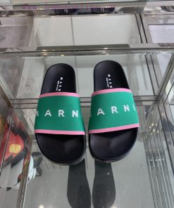Marni's new spring and summer couple style slippers exude the necessary atmosphere for summelh4mmcm5