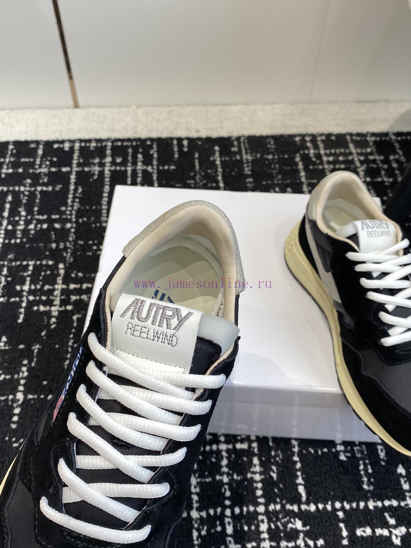 Nature 2024 Spring/Summer Retro Running Forrest Gump Shoes, with the brand's own retro toneV9srvd1d1 - Image 8