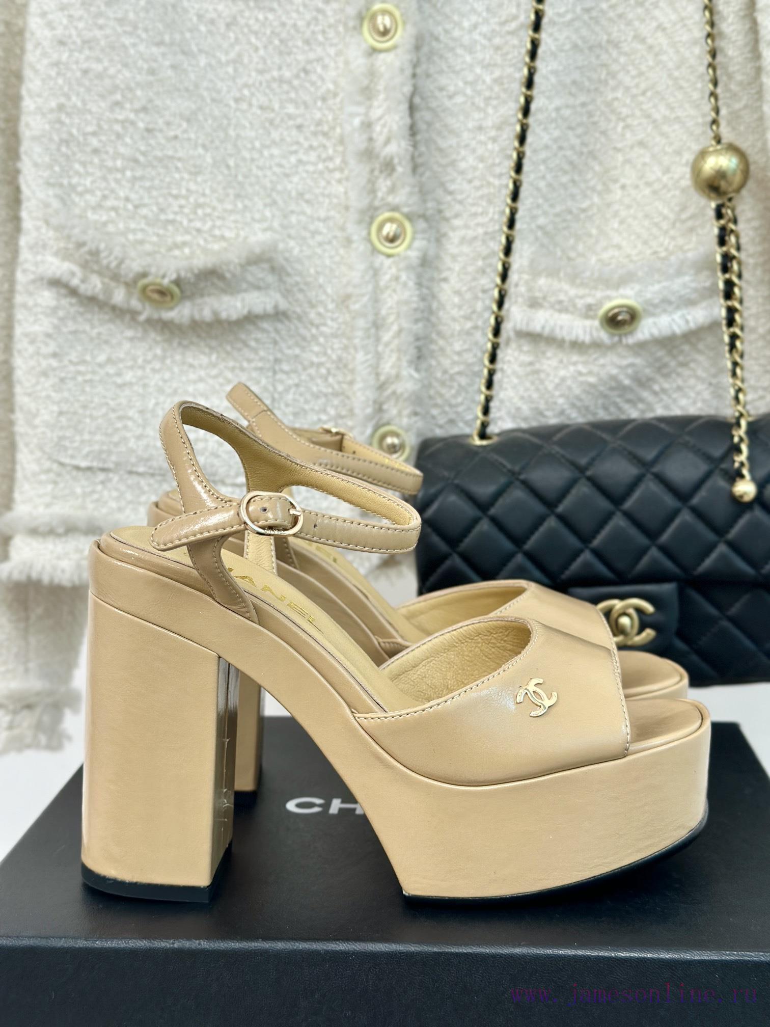 Chanel | Chanel 24P Spring/Summer New ProductsDouble C waterproof platform coarse heel sandahvpbf8lq