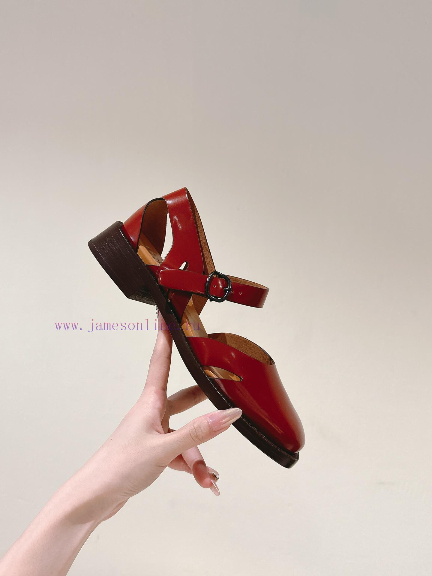 | ²⁰²4 𝐬𝐬 🤍🤎HEREU British minimalist motorcycle sandals with thick heels, round heads, anjk8p2x69 - Image 9