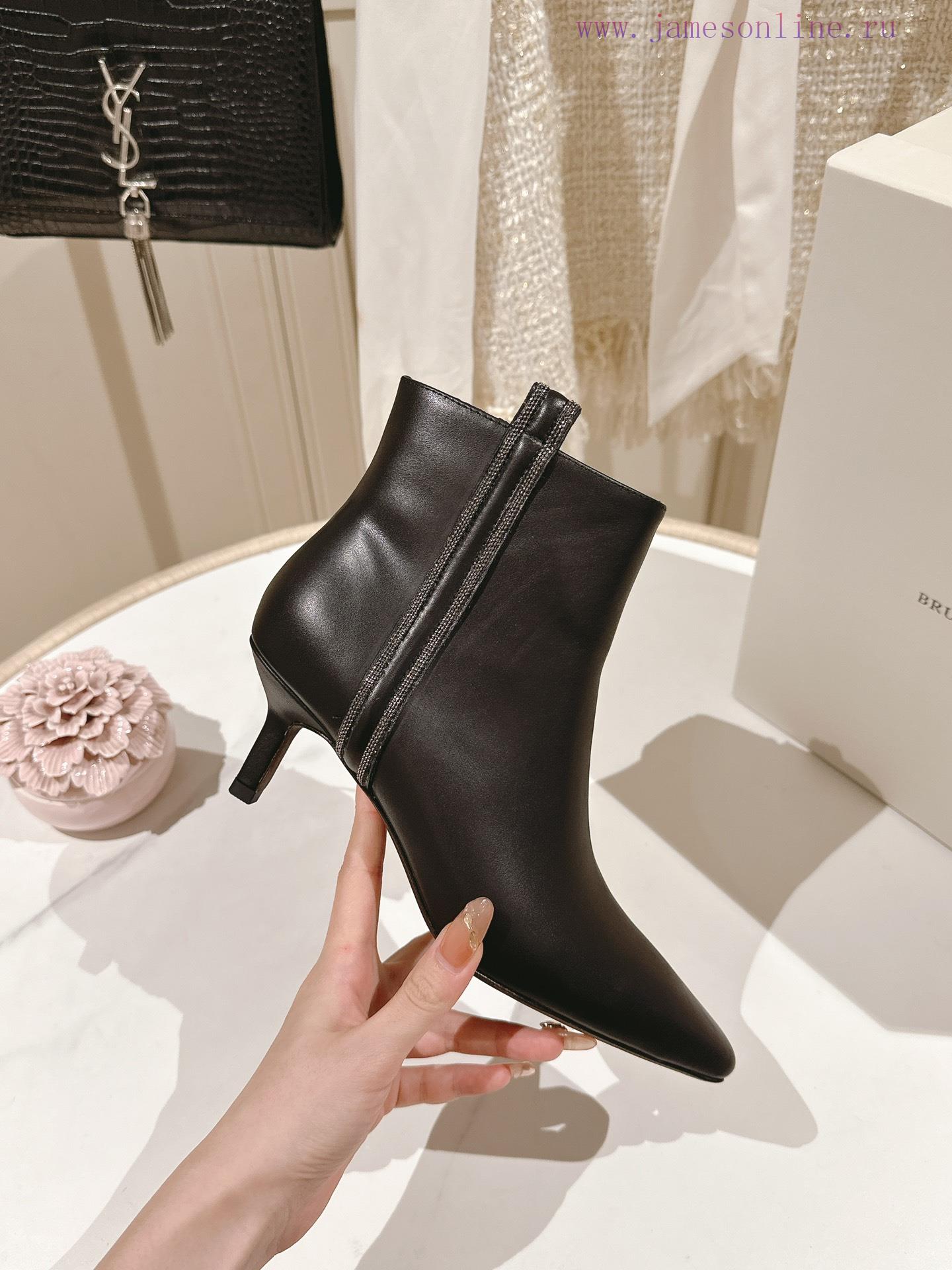 . The classic inspiration of the highest quality Brunello Cucinelli short boots in the markez753svky - Image 6