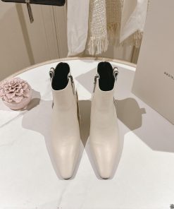 . The classic inspiration of the highest quality Brunello Cucinelli short boots in the markehq2zka3j
