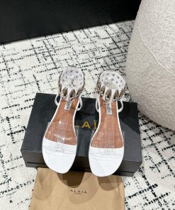 Alaia 24/Metal Buckle Sandals is a popular item with a minimalist aesthetic. The Alaia minimlnphbm9r
