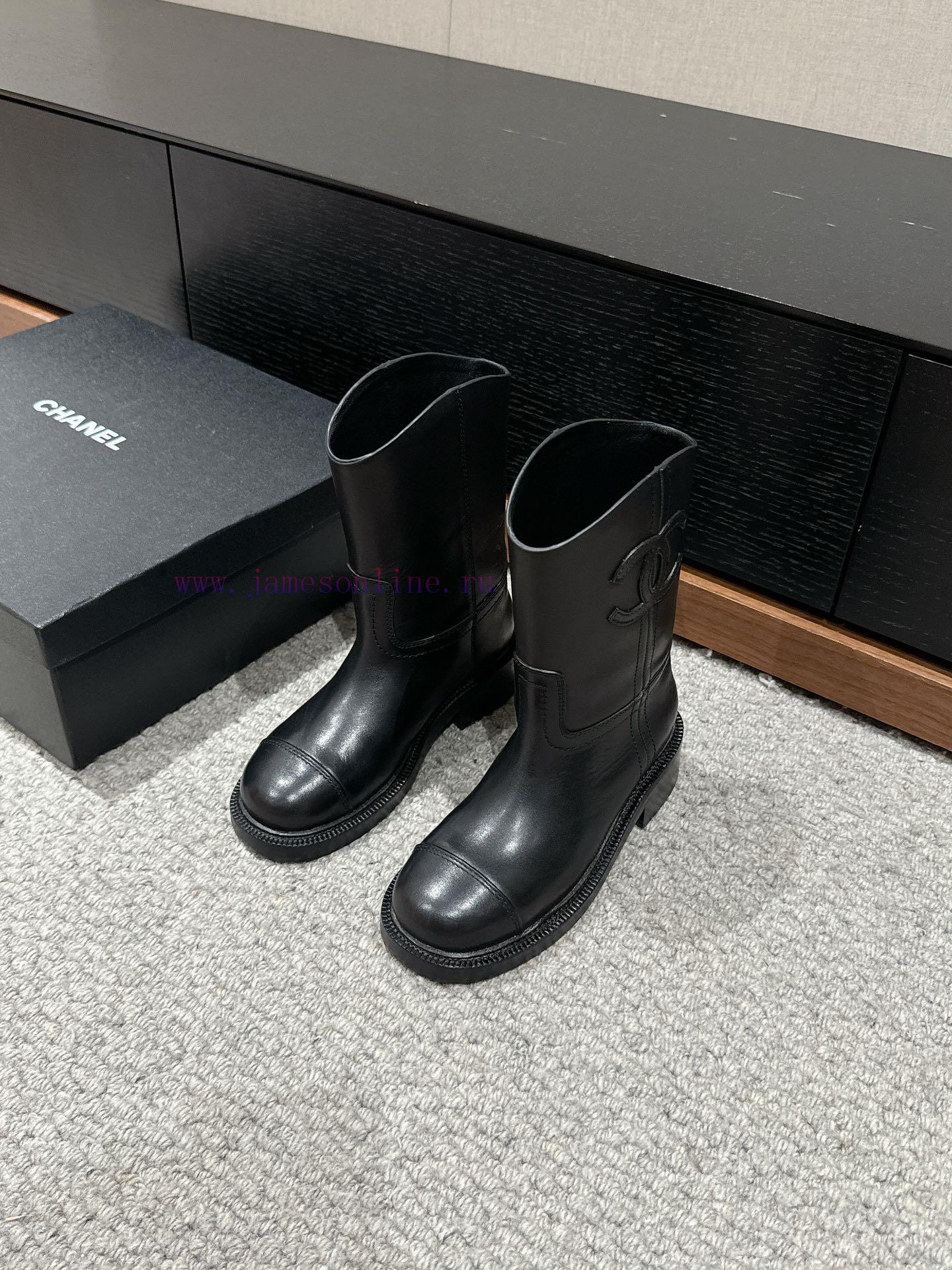 Top qualityChanel fw24 new arrival~Chanel 2024 Autumn/Winter Collection | Short Knight Bootsue3hf3le
