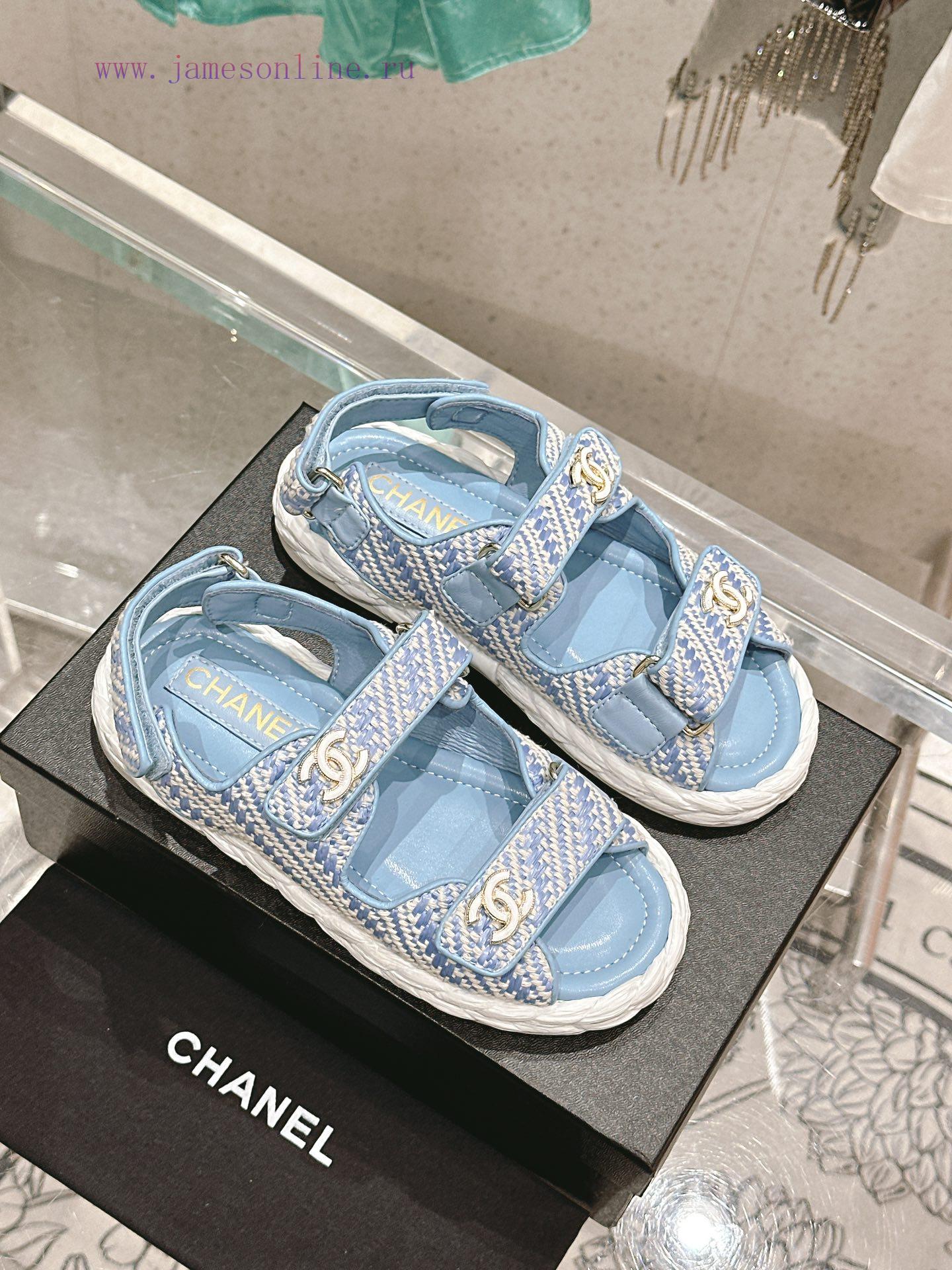 Latest news from 𝗖𝗛𝗔𝗡𝗘𝗟Chanel woolen beach shoes are too explosiveVersatile artifact, super vi1pi0mb