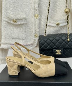 Chanel | Chanel Classic Sling BackColor blocked diamond grid thick heel empty sandalsAlthougiro17g5s