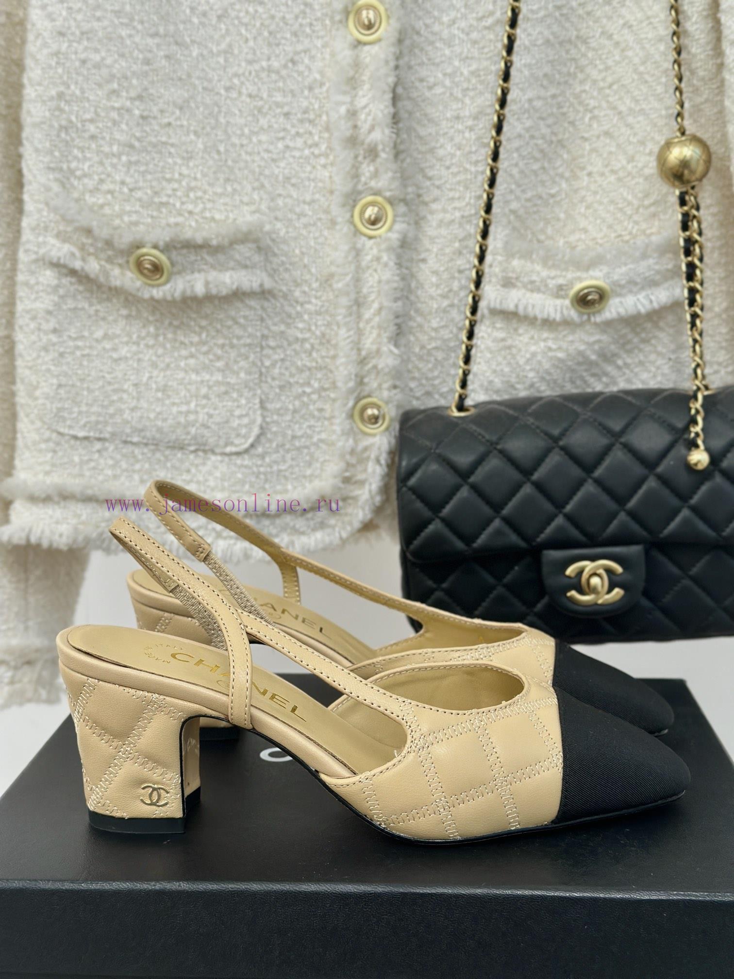 Chanel | Chanel Classic Sling BackColor blocked diamond grid thick heel empty sandalsAlthougiro17g5s