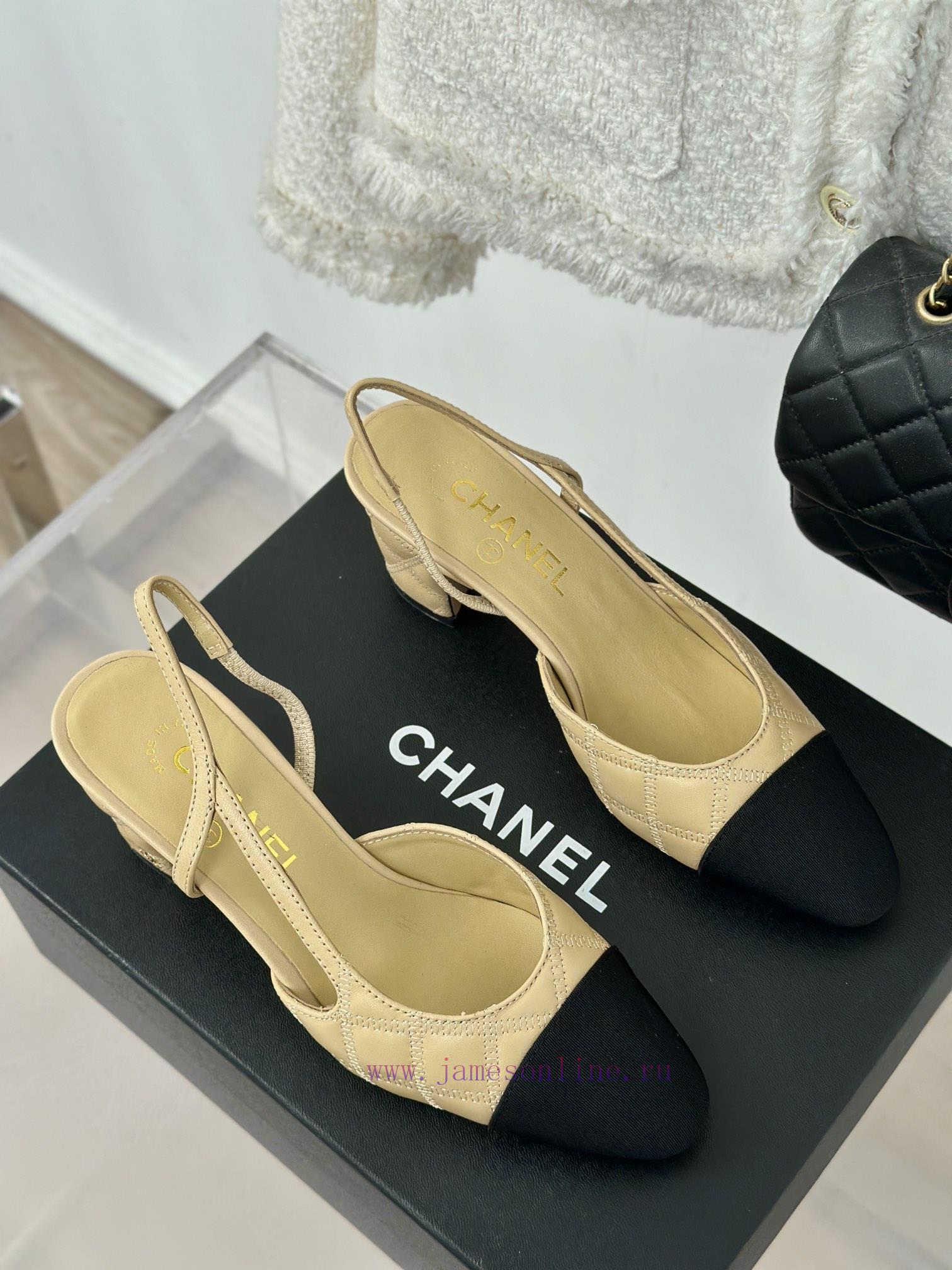 Chanel | Chanel Classic Sling BackColor blocked diamond grid thick heel empty sandalsAlthougiro17g5s - Image 4