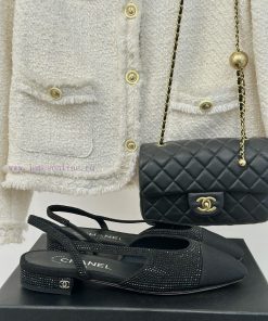 Chanel | Chanel Classic Water Diamond Backhole SandalsThis is probably the legendary princes6ag9o1ig