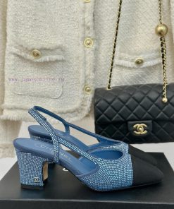 Chanel | Chanel Classic Water Diamond Backhole SandalsThis is probably the legendary princeswccpu13p